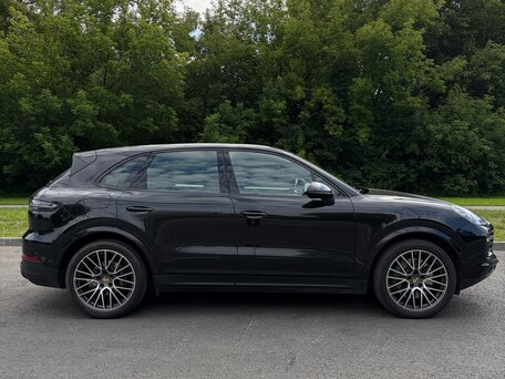 2020 Porsche Cayenne S III, чёрный, 6250000 рублей, вид 5