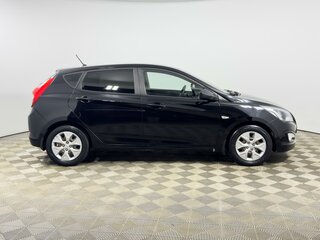 2016 Hyundai Solaris I Рестайлинг, чёрный, 849900 рублей, вид 5