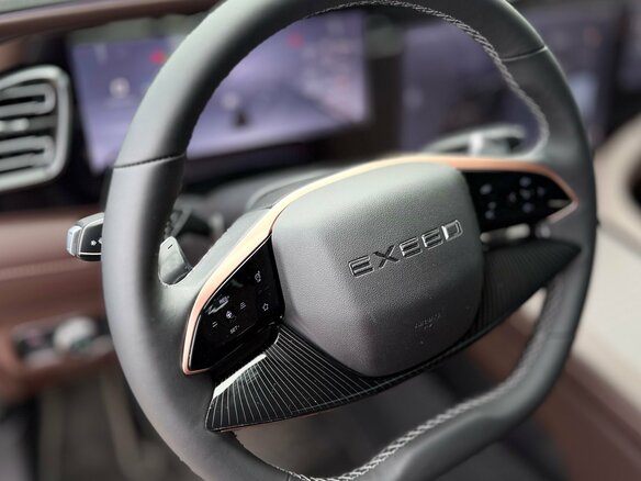 2024 Exeed VX I, чёрный, 5350000 рублей - вид 17