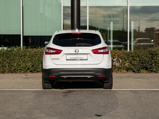 2017 Nissan Qashqai EU market II Рестайлинг, белый, 1420000 рублей, вид 4
