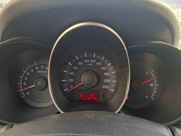 2014 Kia Rio III, белый, 795000 рублей - вид 12