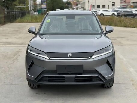 2025 BYD Yuan Up 32 kWh, серый, 1549000 рублей, вид 2