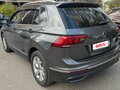2021 Volkswagen Tiguan II Рестайлинг, серый, 3350000 рублей - вид 3