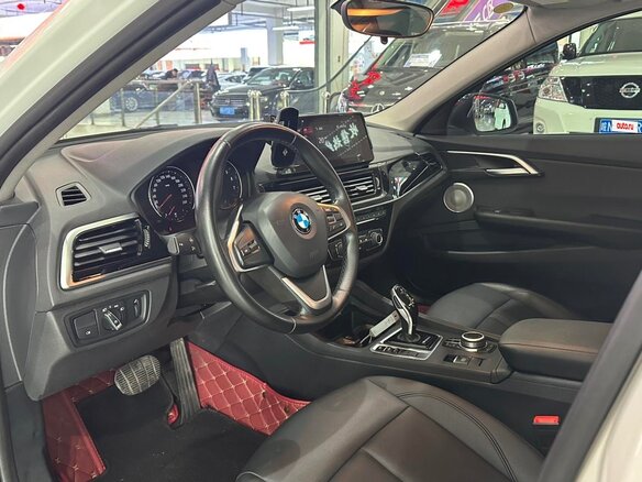 2023 BMW 1 серии 120i III (F52) Рестайлинг, белый, 1450000 рублей - вид 7