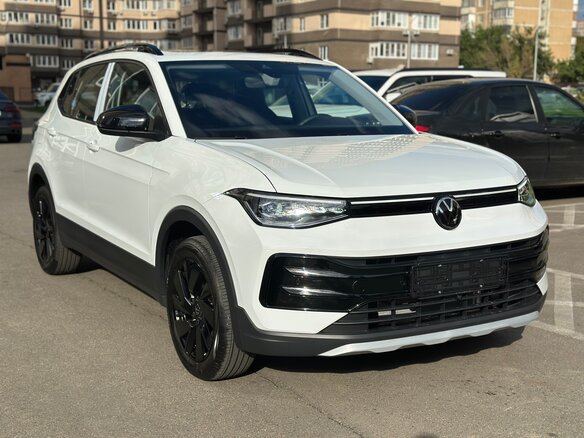 2025 Volkswagen Tharu XR 300 TSI, белый, 2280000 рублей