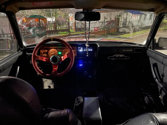 2002 Lada (ВАЗ) 2107, красный, 65000 рублей - вид 9