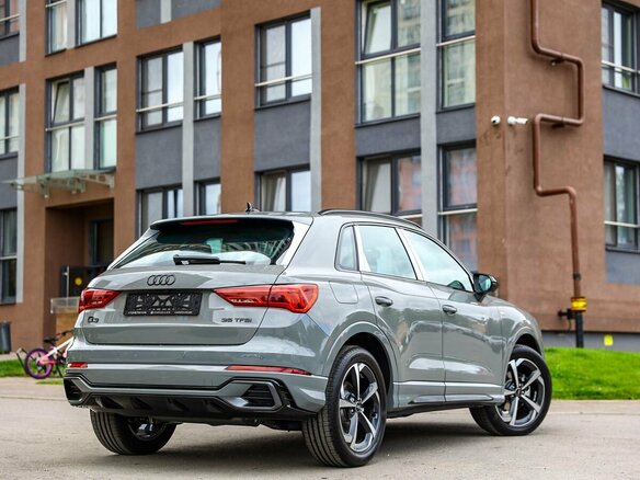 2026 Audi Q3 35 TFSI II (F3), серый, 3999999 рублей - вид 9