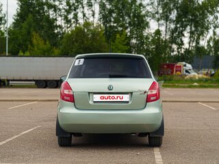 2012 Skoda Fabia II Рестайлинг, зелёный, 550000 рублей, вид 3