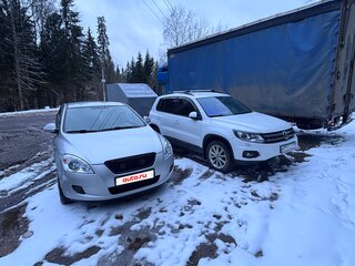 2014 Volkswagen Tiguan I Рестайлинг, белый, 1400000 рублей, вид 2