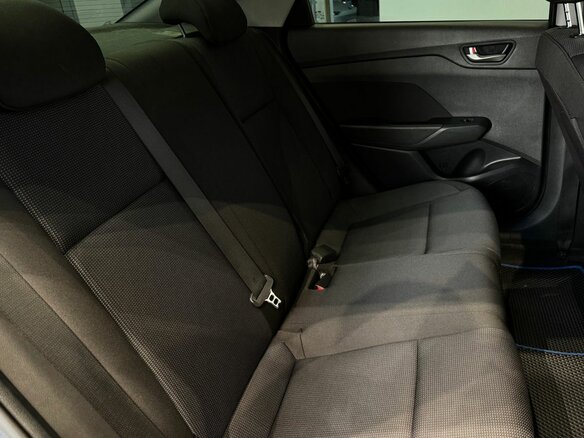 2020 Hyundai Solaris II, серый, 1330000 рублей - вид 19