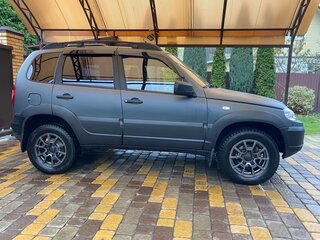 2020 Lada (ВАЗ) Niva, серый, 750000 рублей, вид 2