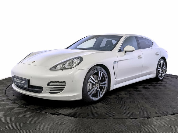 2011 Porsche Panamera 4S I, белый, 5200000 рублей