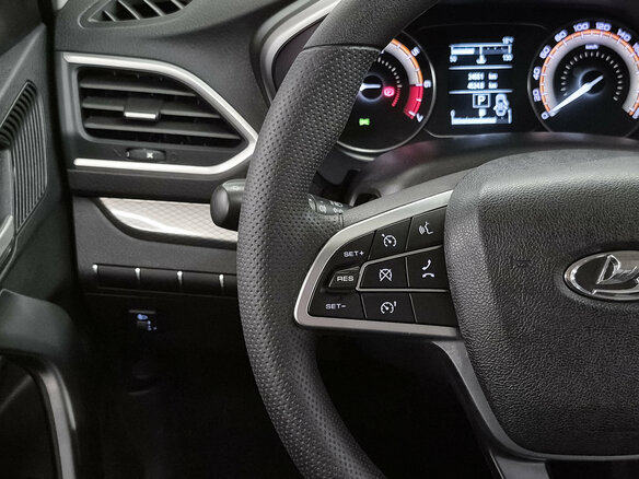 2024 Lada (ВАЗ) Vesta I Рестайлинг (NG), белый - вид 6
