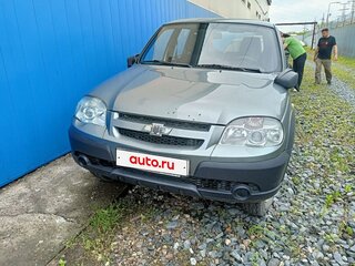 2015 Chevrolet Niva I Рестайлинг, серый, 315000 рублей, вид 1