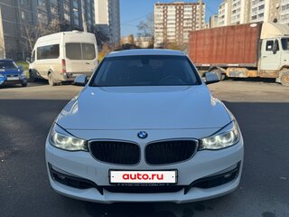 2016 BMW 3 серии Gran Turismo 320i xDrive VI (F3x), белый, 1800000 рублей, вид 4