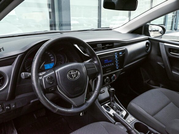 2018 Toyota Corolla XI (E160, E170, E180) Рестайлинг 1, серый, 1569000 рублей - вид 13