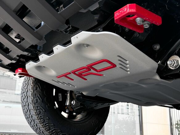 2025 Toyota Tacoma IV, белый, 11190000 рублей - вид 13