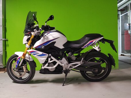 2017 BMW G 310 R, белый, 310000 рублей, вид 3