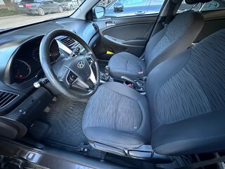 2015 Hyundai Solaris I Рестайлинг, коричневый, 550000 рублей, вид 5