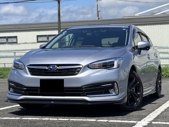 2022 Subaru Impreza V Рестайлинг, серебристый
