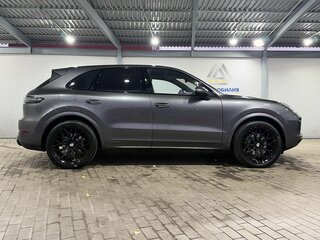 2019 Porsche Cayenne III, серый, 4850000 рублей, вид 5