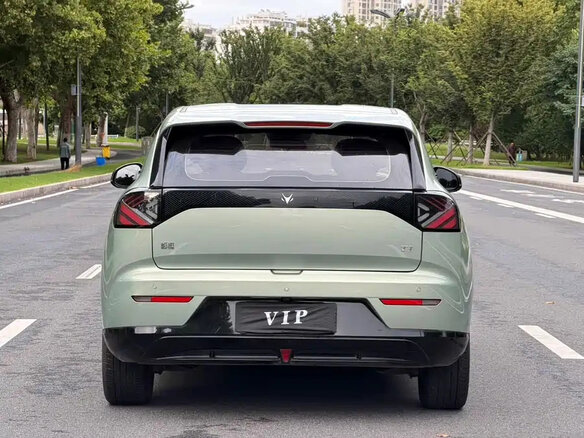 2026 Arcfox Beta T1 36.4 kWh, серый - вид 4