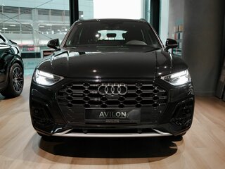 2025 Audi Q5 L 45 TFSI II (FY) Рестайлинг, чёрный, 6426700 рублей, вид 2