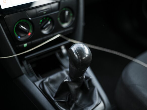 2011 Skoda Octavia II (A5) Рестайлинг, белый, 530000 рублей - вид 7
