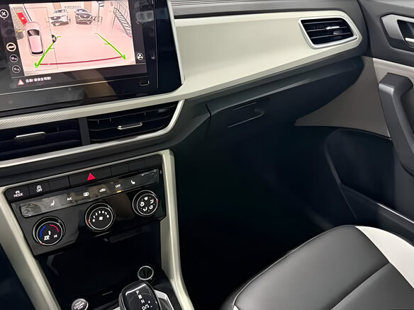 2026 Volkswagen T-Roc I (China Market) Рестайлинг, белый, 2070000 рублей - вид 15
