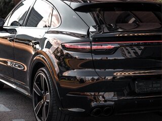 2020 Porsche Cayenne S Coupé III, чёрный, 6800000 рублей, вид 2