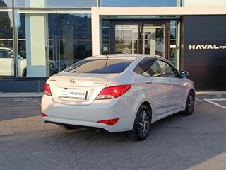 2015 Hyundai Solaris I Рестайлинг, бежевый, 849000 рублей, вид 5