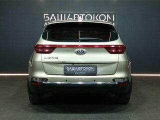 2018 Kia Sportage IV Рестайлинг, коричневый, 1790000 рублей, вид 5