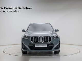 2026 BMW X1 20i xDrive III (U11/U12), зелёный, 5782600 рублей, вид 2