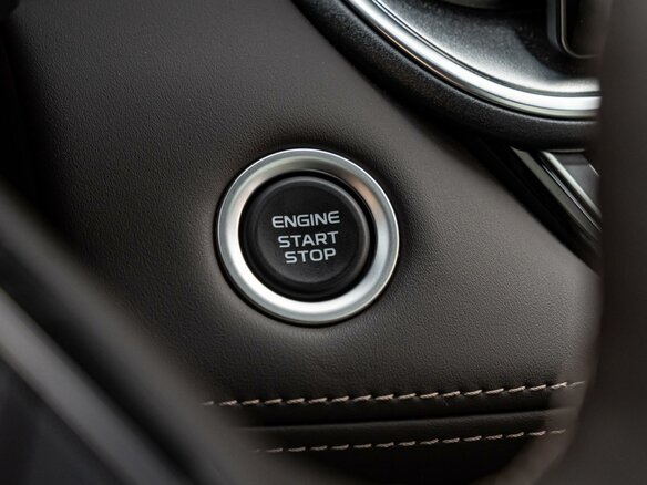 2026 Geely Monjaro (Xingyue L) I Рестайлинг 2 (China Market), белый, 4399000 рублей - вид 21