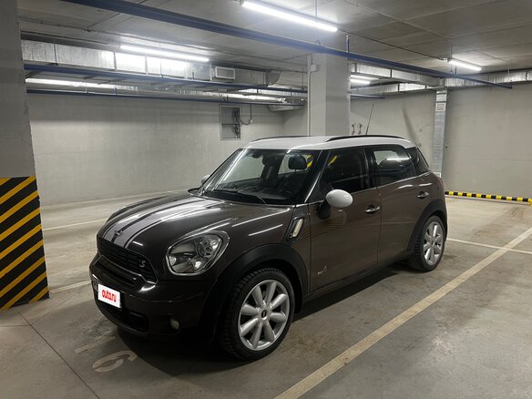 2013 Mini Countryman Cooper S I, коричневый, 1420000 рублей