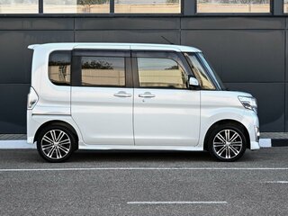 2015 Daihatsu Tanto III, белый, 989000 рублей, вид 5