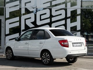 2020 Lada (ВАЗ) Granta I Рестайлинг, белый, 889000 рублей, вид 2