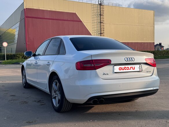 2013 Audi A4 IV (B8) Рестайлинг, белый, 1090000 рублей - вид 10