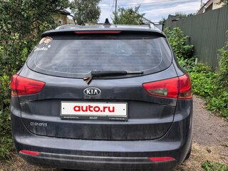 2017 Kia Ceed II Рестайлинг, серый, 970000 рублей, вид 5