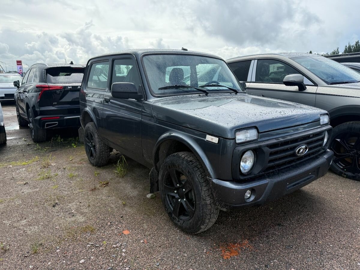 Открыть фотографии: Lada (ВАЗ) Niva Legend I