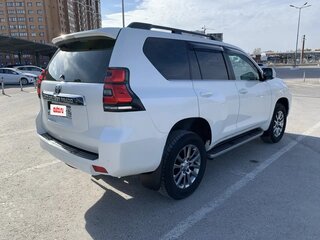 2019 Toyota Land Cruiser Prado 150 Series Рестайлинг 2, белый, 6100000 рублей, вид 5