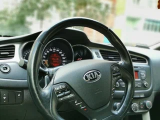 2014 Kia Ceed II, коричневый, 1065000 рублей, вид 4