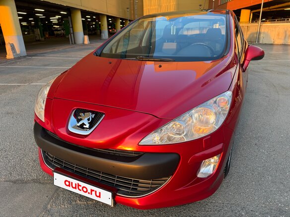 2010 Peugeot 308 I, красный, 399000 рублей - вид 9