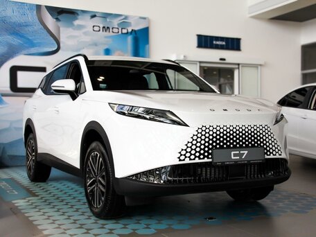 2026 Omoda C7, белый, 3499000 рублей, вид 3