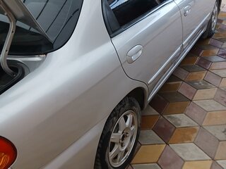 2004 Kia Spectra I Рестайлинг 2, серебристый, 280000 рублей, вид 2