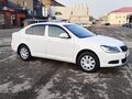 2012 Skoda Octavia II (A5) Рестайлинг, белый, 600000 рублей - вид 3