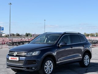 2014 Volkswagen Touareg II, синий, 1800000 рублей, вид 1