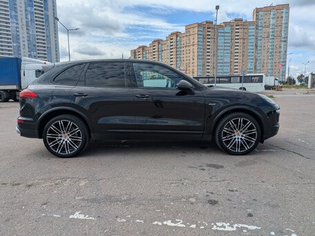 2016 Porsche Cayenne Diesel II Рестайлинг (958), чёрный, 3690000 рублей, вид 5