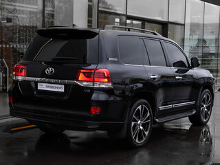 2020 Toyota Land Cruiser 200 Series Рестайлинг 2, чёрный, 8300000 рублей, вид 5