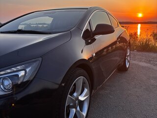2012 Opel Astra GTC J Рестайлинг, чёрный, 800000 рублей, вид 3